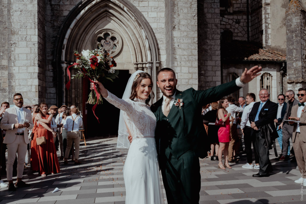 Sortie des mariés LM Laure Mariage Wedding planner Pays Basque, Landes et Béarn